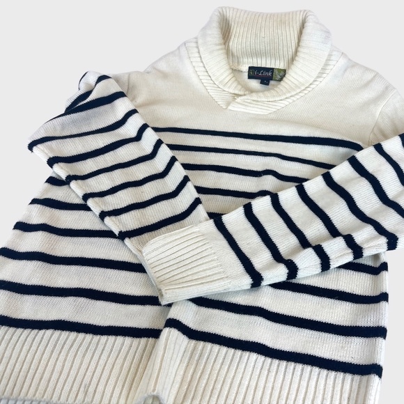 I-Link Premium Quality Black Stripped Shawl Collar Pullover Sweater - Picture 3 of 8